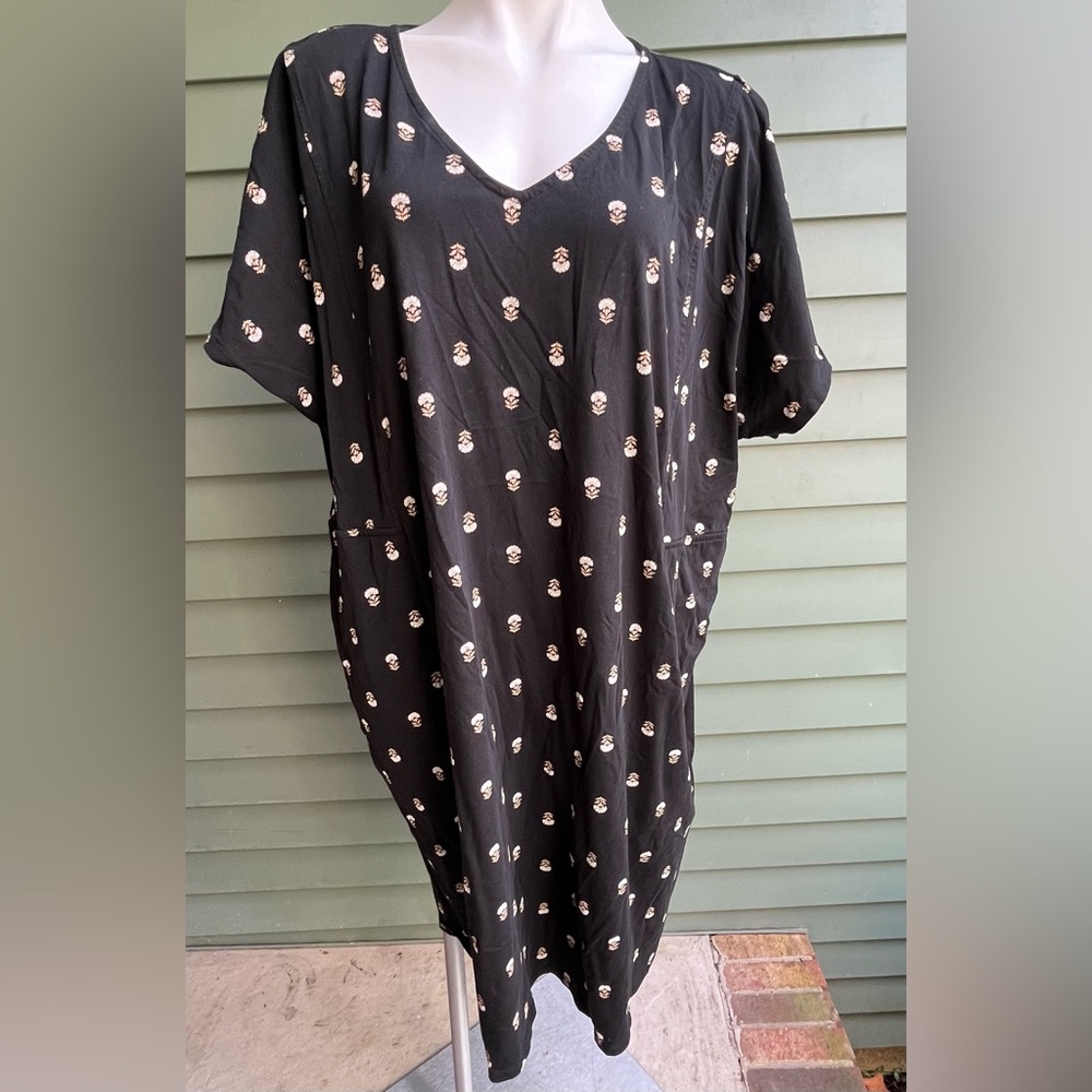 J Jill 100% Cotton Black Dress with Flower Sprig  Print 🥀🥀🥀